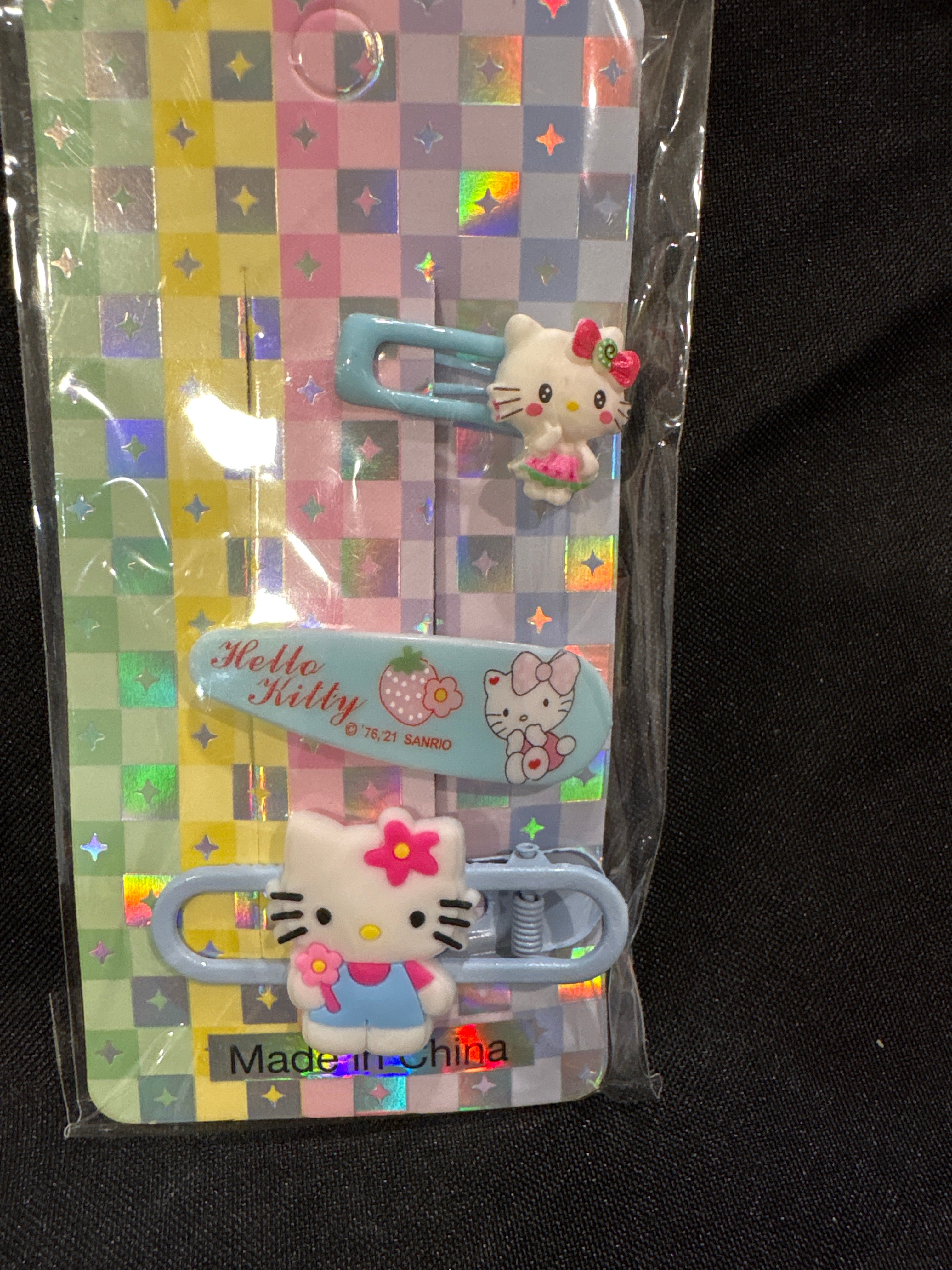 Hello Kitty, hair barrettes ￼